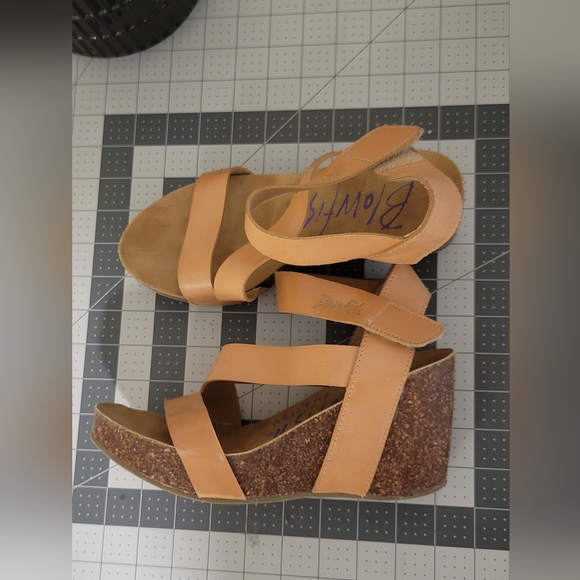 Blowfish MalibuTan Wedge Sandals Size 7.5 - Picture 1 of 8